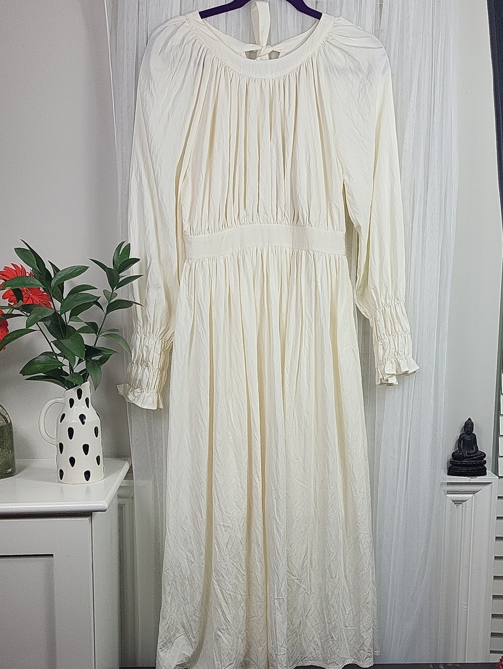 Yoomini Women's Cream Long-Sleeve Midi Dress with Smocked Cuffs. Size S - Picture 1 of 14